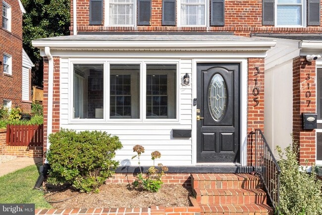 property at 3105 S High St