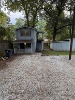 108 Lambert Dr in Stockbridge, GA - Building Photo