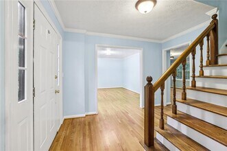 2063 Six Branches Dr in Roswell, GA - Building Photo - Building Photo