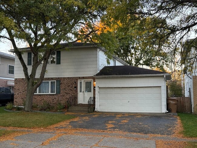 46 Strasbourg Dr, Unit 46 STRASBOURG in Cheektowaga, NY - Building Photo - Building Photo