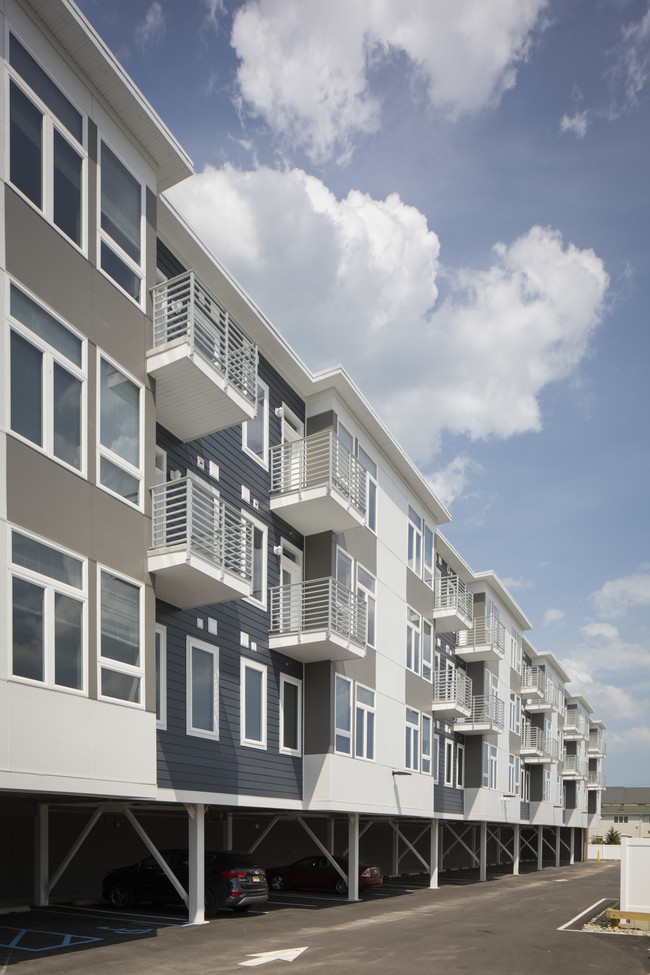 Cornerstone at Seaside Heights in Seaside Heights, NJ - Foto de edificio - Building Photo