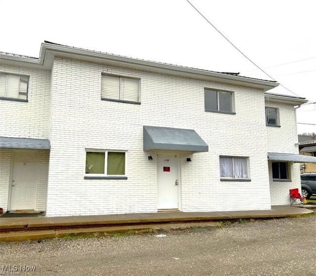 property at 1120 Main St