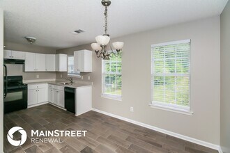 7550 Sugarcreek Dr in Riverdale, GA - Building Photo - Building Photo