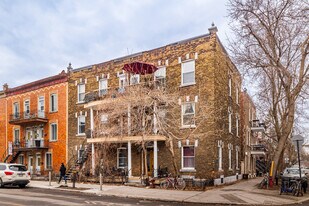 2295 Marie-Anne St E in Montréal, QC - Building Photo