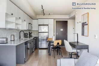 311 Cedar St in Seattle, WA - Building Photo - Building Photo