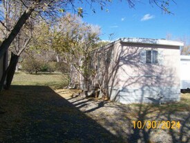 430 N C St in Livingston, MT - Building Photo