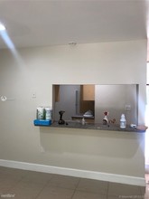 323 Menores Ave-Unit -# B in Coral Gables, FL - Building Photo - Building Photo