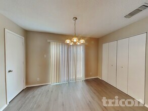 7307 Circle Farm in San Antonio, TX - Foto de edificio - Building Photo