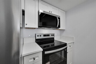 1690 SW 27th Ave in Miami, FL - Building Photo - Building Photo