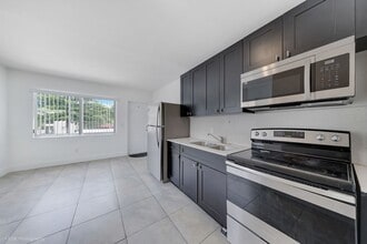 Trajan 1145 3rd in Miami, FL - Building Photo - Building Photo