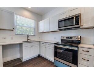 156 Pioneer Rd in San Antonio, TX - Building Photo - Building Photo