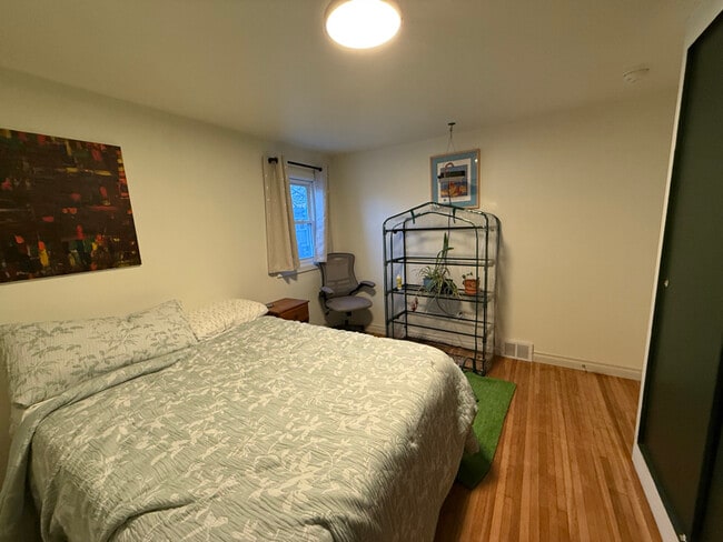 688 Montrose Ave, Unit 11-306 in Buffalo, NY - Building Photo - Building Photo