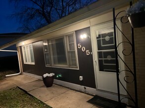 505 W 53rd Ave in Merrillville, IN - Foto de edificio - Building Photo