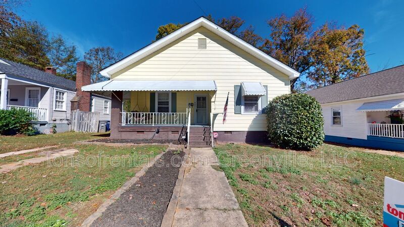 427 Gentry St in Spartanburg, SC - Foto de edificio