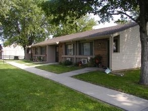 Sunset Village in Missouri Valley, IA - Building Photo - Building Photo