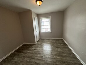 1245 Euclid Ave SE in Grand Rapids, MI - Building Photo - Building Photo