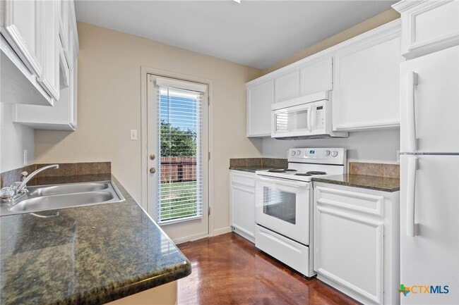 3749 W Amity Rd in Salado, TX - Building Photo - Building Photo