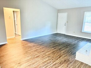 120 Chase Ct in Fayetteville, GA - Building Photo - Building Photo