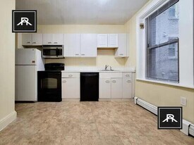 30 Ransom Rd in Boston, MA - Building Photo