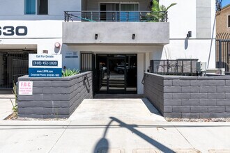 5630 Fair Avenue in North Hollywood, CA - Building Photo - Building Photo