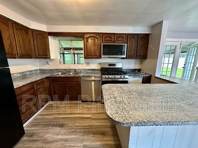 property at 319 Elfort Dr