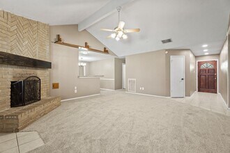 3877 Pecan Cir in La Porte, TX - Building Photo - Building Photo