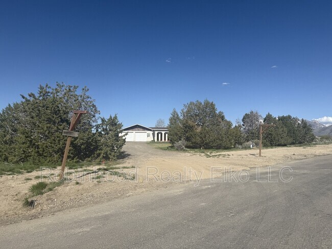 169 Flowing Wells Dr in Spring Creek, NV - Building Photo - Building Photo