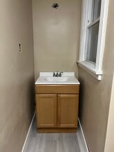 135 W 1st St, Unit 2 in Mansfield, OH - Building Photo - Building Photo