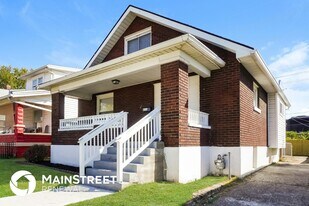 211 N 32nd St in Louisville, KY - Building Photo