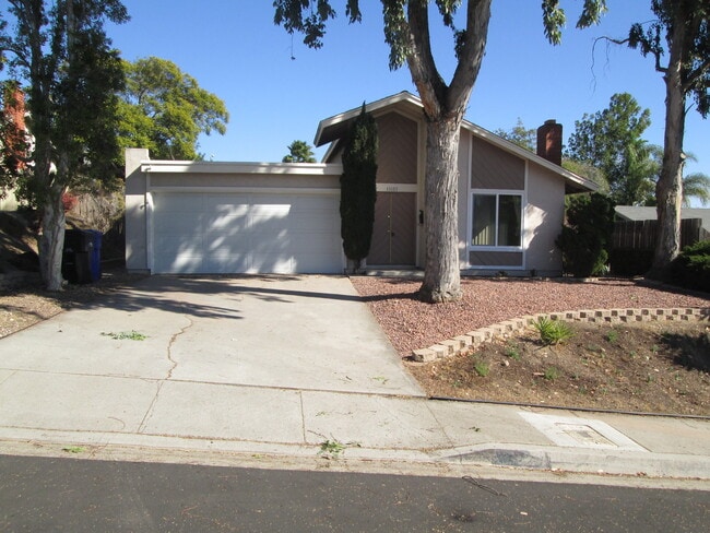 property at 13103 Avenida Del General