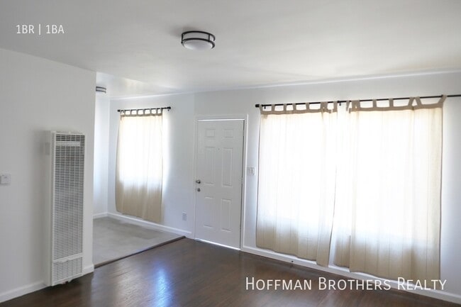 3005 Normandie Ave in Los Angeles, CA - Building Photo - Building Photo