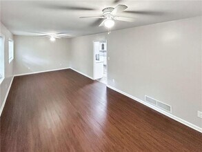 4239 Pinetree Dr in Powder Springs, GA - Building Photo - Building Photo