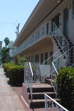 761 Euclid Ave in Miami Beach, FL - Building Photo - Building Photo