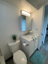 1060 Kamehameha Hwy in Pearl City, HI - Building Photo - Building Photo