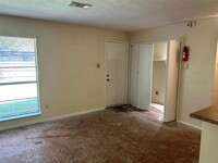 5018 Ridgecreek Dr in Houston, TX - Building Photo - Building Photo