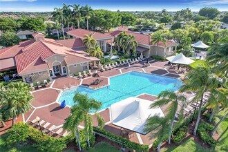 2730 SE 7th Pl in Homestead, FL - Building Photo - Building Photo