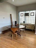 2749 N Ashland Ave, Unit 1st flr in Chicago, IL - Building Photo