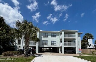 221 6th St S in Jacksonville Beach, FL - Building Photo