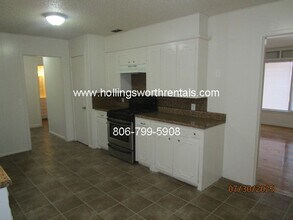 5010 35th St in Lubbock, TX - Building Photo - Building Photo