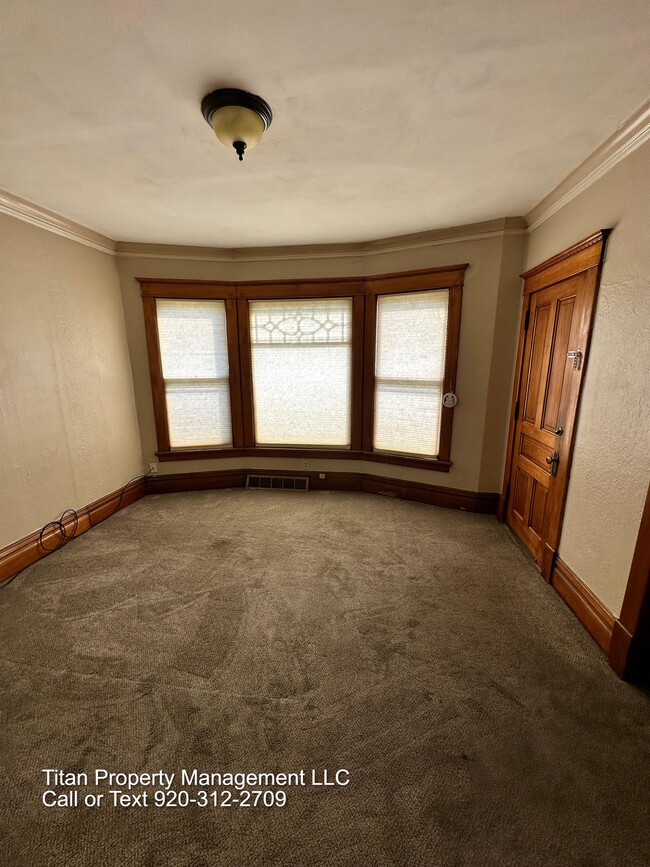 property at 196 Ellis St