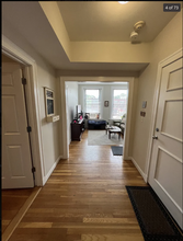 1930 Beacon St, Unit 3 in Boston, MA - Building Photo - Building Photo