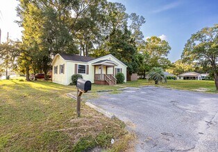 1810 12th St in Pascagoula, MS - Building Photo - Building Photo