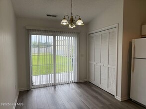 101 Croatan Ct in Jacksonville, NC - Building Photo - Building Photo