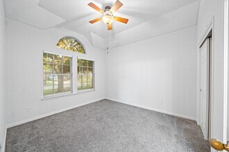 4815 Plum Forest Rd in Houston, TX - Building Photo - Building Photo