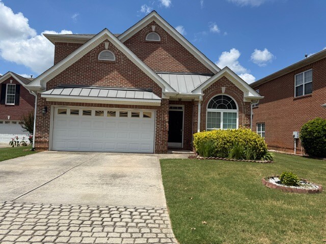 557 Town Square Way in Lawrenceville, GA - Building Photo