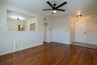 49 E Adams St in Tucson, AZ - Building Photo - Building Photo