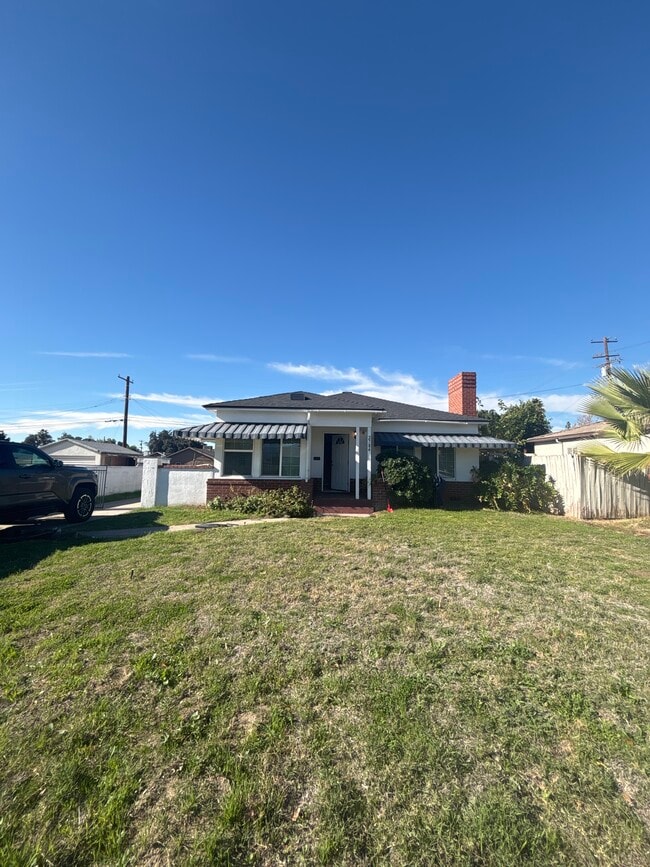 property at 2784 N Sierra Way