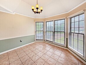 8260 Country Creek Cove in Memphis, TN - Foto de edificio - Building Photo