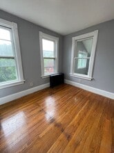 10 Courtney Ave in Newburgh, NY - Building Photo - Building Photo