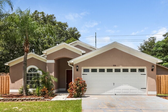 property at 1318 Brahma Dr